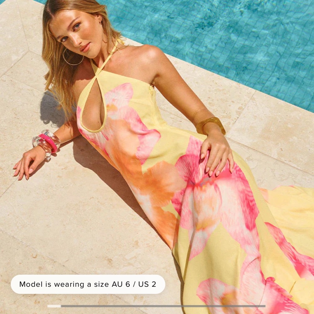 Beginning Boutique Elowen Yellow Hibiscus Floral Dress